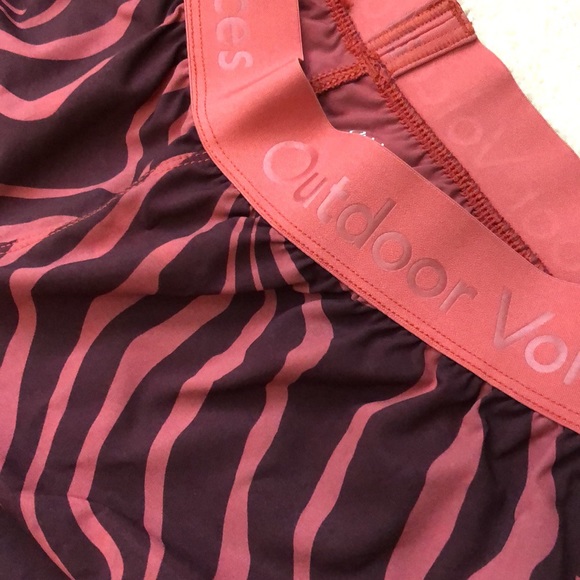 OV Hand Dyed Relay 3” Short. - Picture 3 of 9